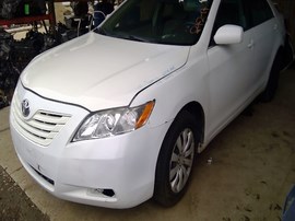 2008 TOYOTA CAMRY, WHITE, LE, 2.4L, AT, Z25005